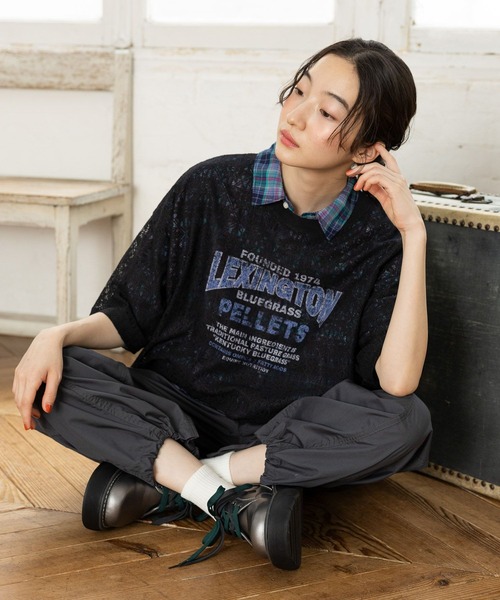 niko and/THEBOYFRIEND ネイビー 花柄 Tシャツ セール】アソートモチーフ刺繍Tシャツ（Tシャツ/カットソー）｜niko