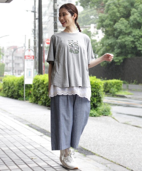 tシャツ SUPER　HAKKA×reiko．matsuno　「おはな」刺繍Tシャツ レディース SUPER HAKKA×reiko.matsuno ｢おはな｣刺繍Tシャツ | スーパー