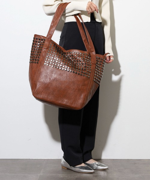 Crossi トートバッグ ボタン風スタッズデザインレザートートバッグ