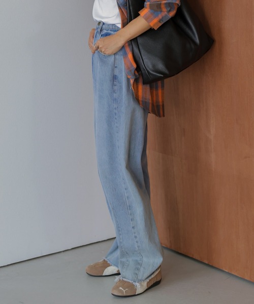 美品 CYINICAL カーブデニム ワイドデニム 今っぽシルエット ワイドパンツ ジーンズ デニム デニムパンツ カーブシルエットデニム