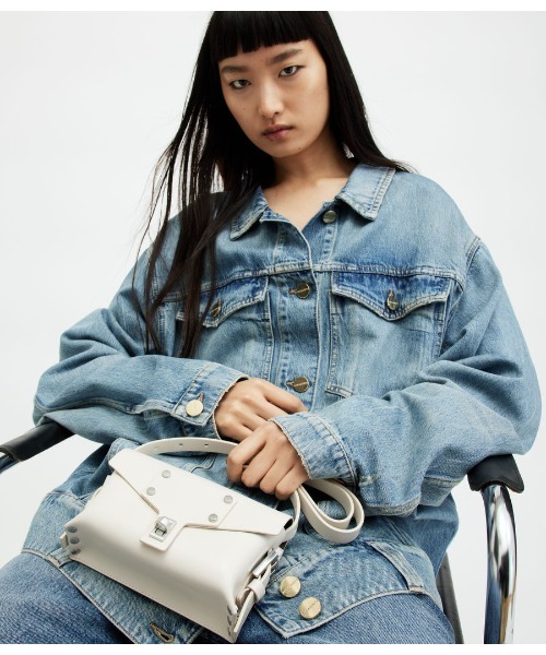 「ALLSAINTS」 ショルダーバッグ ONE SIZE ホワイト系その他 レディースの画像