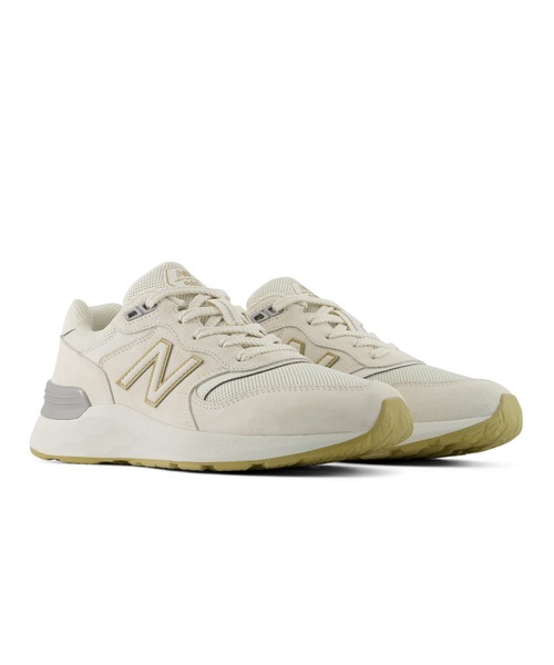 New Balance 880 ベージュ スニーカー 23.5㎝ ニューバランス880 レディース（New Balance）（色：ベージュ系）の