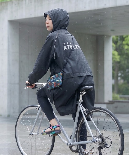 雨衣　リバーシブル　ズボン、袋付き　レプリカ ATHLETA（アスレタ） ポンチョ 「athleta」雨の日の移動も、観戦も
