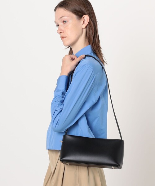 PUNTI. PORTRAITショルダーバッグ 黒 PUNTI.（プンティ） ショルダーバッグ バッグ PUNTI. PORTRAIT-ONE