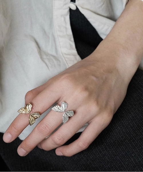 LA VORAGINE（ラ ヴォラジネ） 指輪 リング アレルギー対応蝶リング