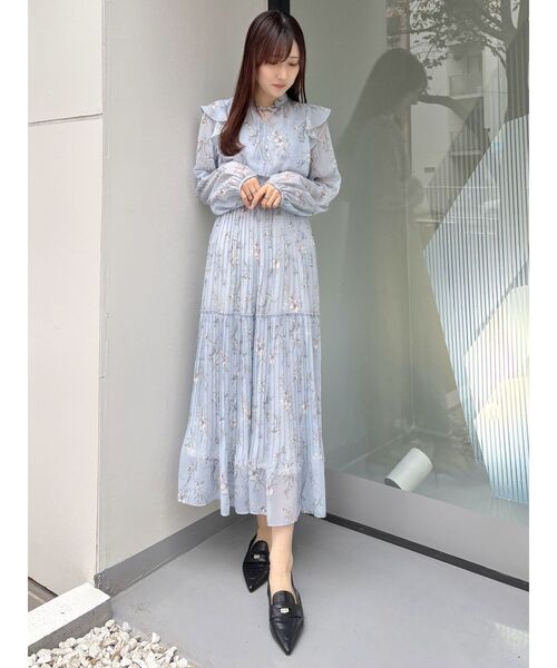 MERCURYDUO ワンピース 花柄フラワープリーツティアード