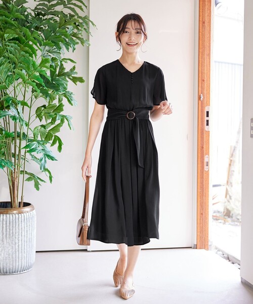 Tiaclasse ワンピース 半袖 花びらスリーブベルト付きワンピース