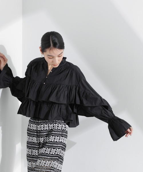 ブラウス シャツ Sara mallika/COTTON VOLUMEFRILL SHORTBLOUSE レディース