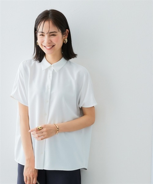 ブラウス シャツ ストレッチパウダーサテンレギュラーカラードルマンスリーブシャツ（しわになりにくい・速乾・洗濯機OK・UVカット）「大きいサイズ有」