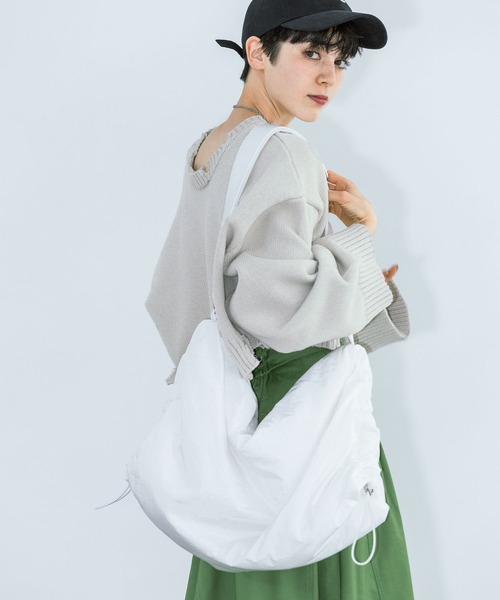 いのうえ出品ページ白いベースカラー PAGEBOY 「PAGEBOY」 メッセンジャーバッグ FREE オフホワイト