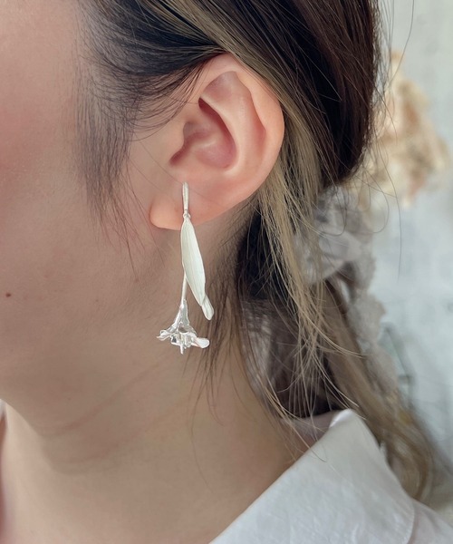 m.soeur ピアス ユリのピアス レディース : ZOZOTOWN Yahoo!店