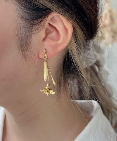 m.soeur ピアス ユリのピアス レディース : ZOZOTOWN Yahoo!店
