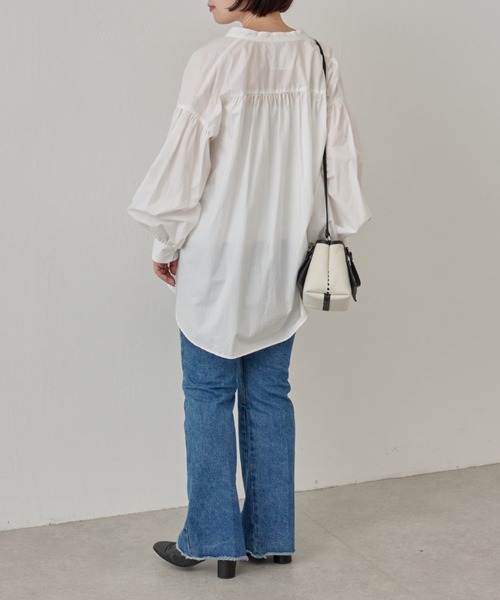 BEARDSLEY フリルブラウス ホワイト BEARDSLEY（ビアズリー） ブラウス シャツ フリルカフス後ろドレープT