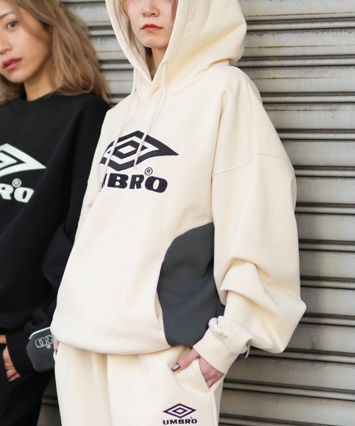 umbro（アンブロ） プルオーバーパーカー M アイボリー メンズ