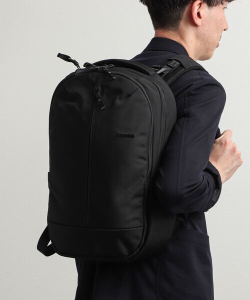 INCASE Tracks Backpack 18L ★美品★ インケース トラックスバックパック18(Tracks Backpack 18L) -黒(ブラック)-軽量