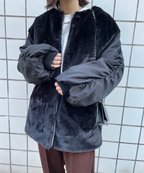 mi via loca ジャケット ミリタリージャケット MA-1身頃ファー中綿