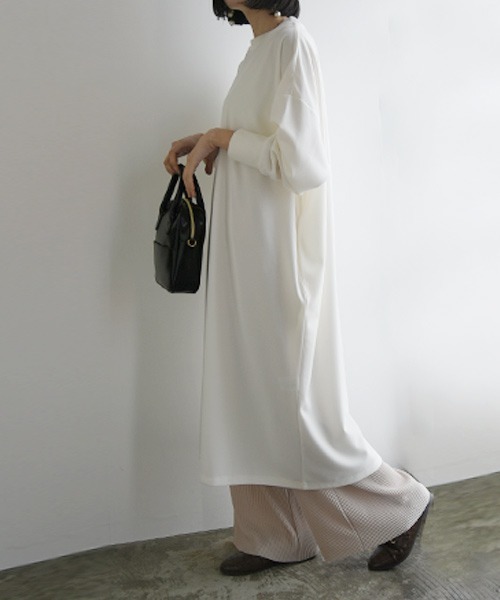 ワンピース 梨地ワイドシルエットワンピース レディース : 72416576  