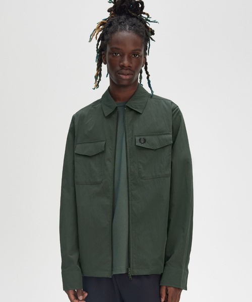 美品☆FRED PERRY メンズS ブルゾンジャケット グリーン オリーブ FRED PERRY ブルゾン アウター Zip Overshirt/ジップアップ
