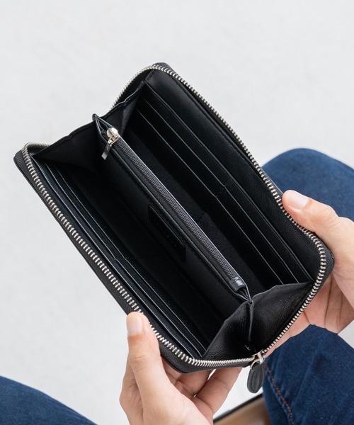 【超美品】 POSTALCO 長財布 ゴートスキン レザー ラウンドジップ 黒 超美品】 POSTALCO 長財布 ゴートスキン レザー ラウンドジップ 黒