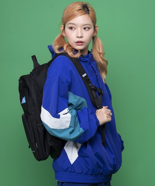 FILA デイバック リュック フィラ ブランド ロゴ 大容量 2層式