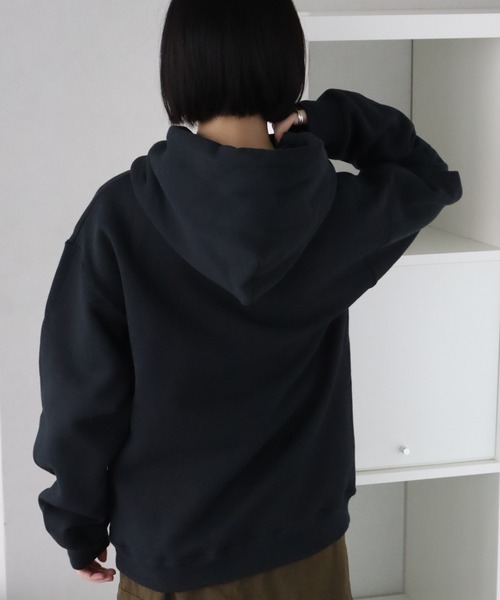 黒のフード付きパーカー　Fruit of the Loom 男女兼用 黒のフード付きパーカー Fruit of the Loom 男女兼用 S～XXL