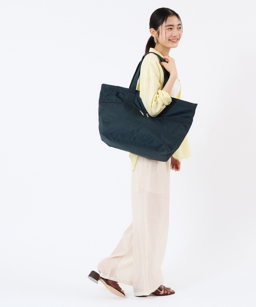 ■LeSportsac■CARLIN ZIP TOP TOTE BAGミッドナイトグリーン Carlin Zip Top Tote Bag - Midnight Green solid – LeSportsac
