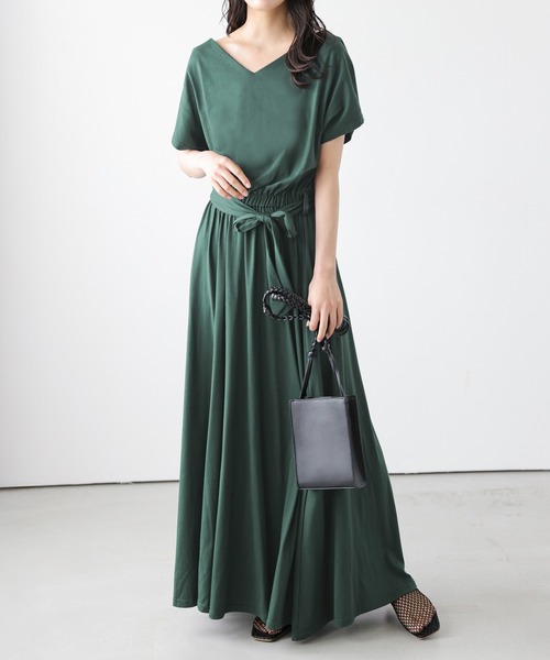★セール／即発♪★美しいシルエットDVF V Neckワンピース★ 限定セール! DVF(ダイアン)ウール混 Vネック ワンピース