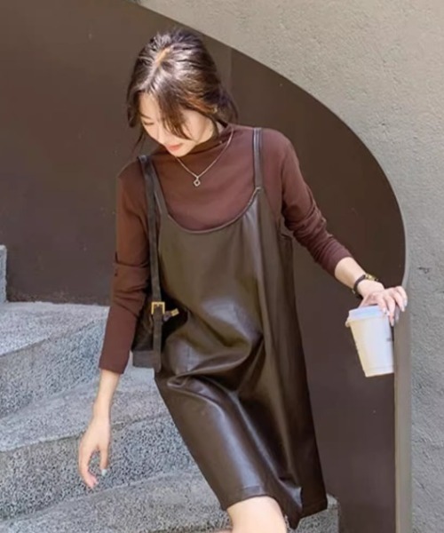 ワンピース フェイクレザーキャミソールミニワンピース : ZOZOTOWN