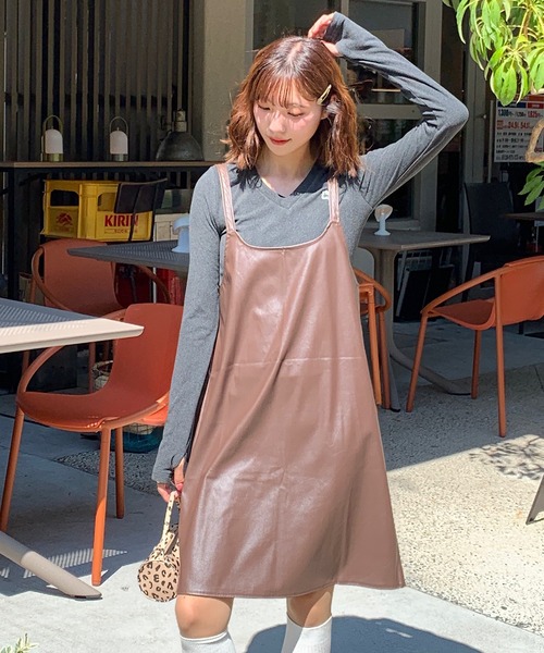 ワンピース フェイクレザーキャミソールミニワンピース : ZOZOTOWN