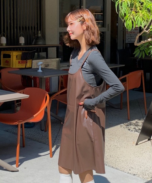 JUN MIKAMI ジュンミカミ　 フェイクレザーミニワンピース JUN MIKAMI(ジュンミカミ) フェイクレザーワンピース ブラック｜【公式