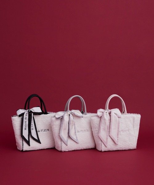 Maison de FLEUR（メゾンドフルール） トートバッグ スカーフ付きボア