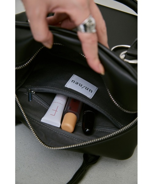 un/neu ボストンバッグ トラペーズリング2WAYボストン / くびれ