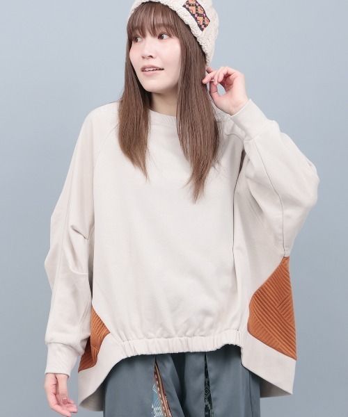 あ　ちゃん　　2点まとめ買い チチカカ（TITICACA） トレーナー スウェット ふくれジャカードコンビ