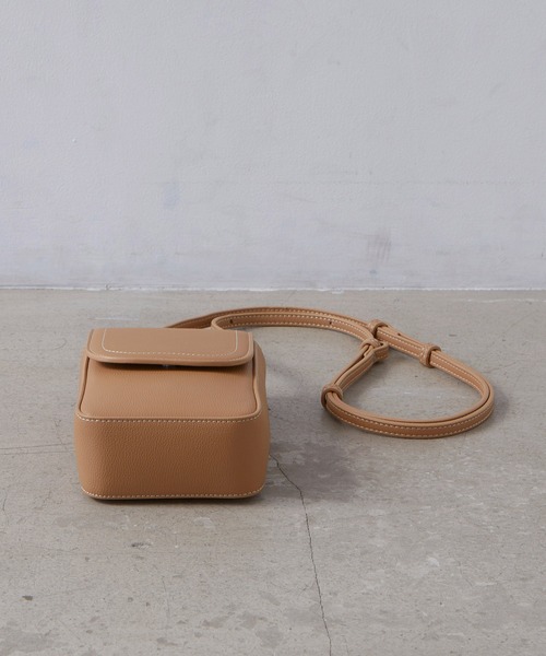 「EFOLE」 ショルダーバッグ FREE ブラック レディース_画像9