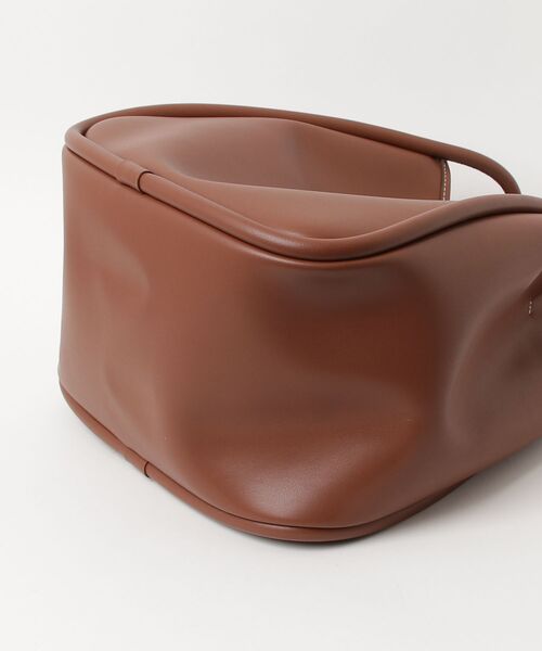 「CHARLES \u0026 KEITH」 トートバッグ X-LARGE チョコ レディースの画像