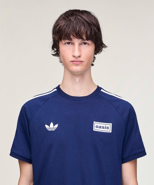 adidas（アディダス） tシャツ adidas Originals × Oasis ツアースリー