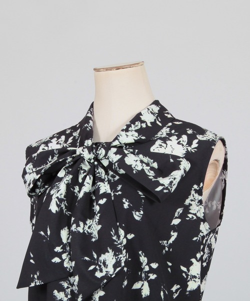 ブラウス シャツ フラワー柄ノースリーブシャツ レディース Julia Boutique ブラウス シャツ ノースリーブ花柄ボウタイ