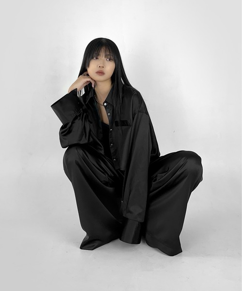 LVEU. ブラウス シャツ 「LVEU.」サテンクロップドシャツ