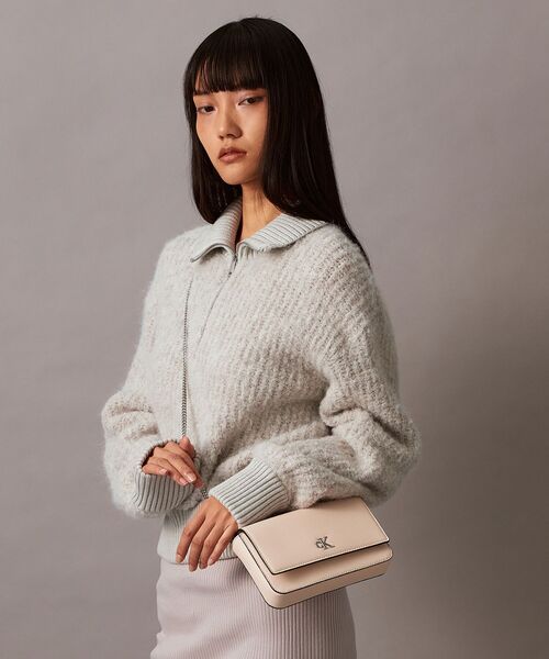 Calvin Klein ショルダーバッグ バッグ ミニマルモノグラム
