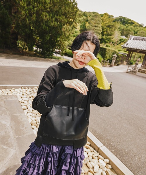 OMMO（オーエムエムオー） トレーナー スウェット SQUARE SLEEVE BIG