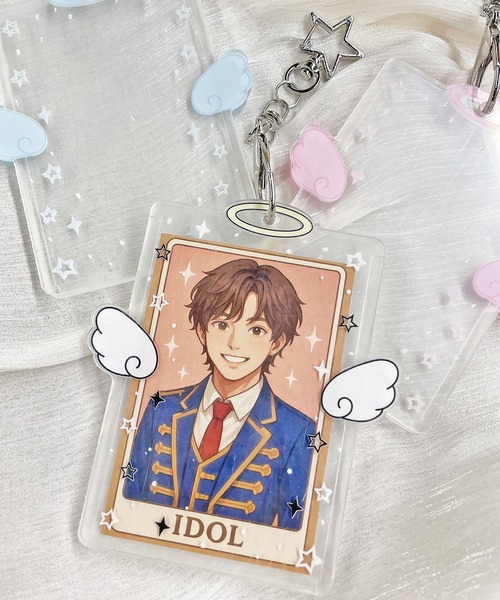 SPINNS（スピンズ） キーホルダー チェキやトレカが入れられる