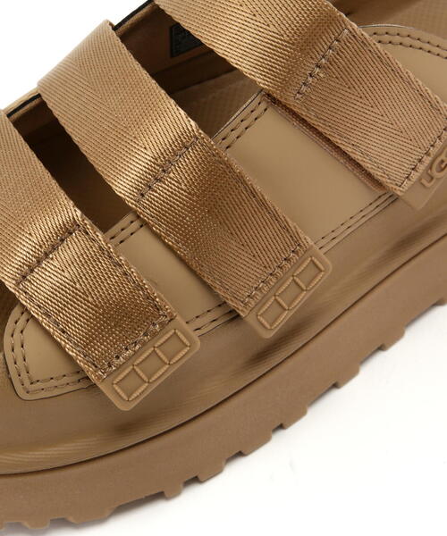 「UGG」 フラットサンダル 7 ブラック レディースの画像