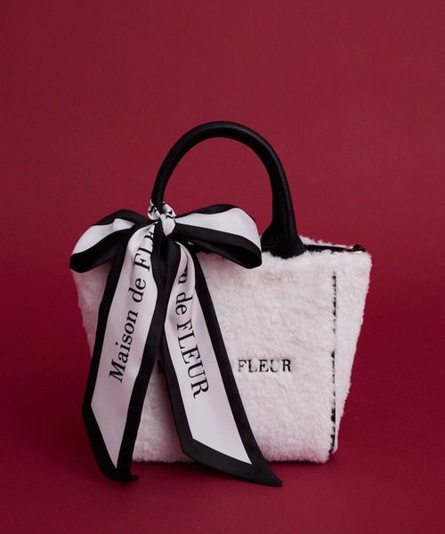 Maison de FLEUR（メゾンドフルール） トートバッグ スカーフ付きボア