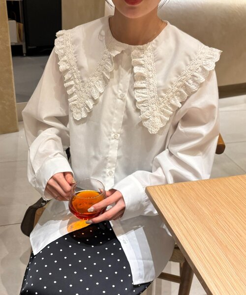 ELLIE ビックカラーレースシャツ 【WHITE】 Discoat（ディスコート） ブラウス シャツ 「umm.」ビッグカラーレース