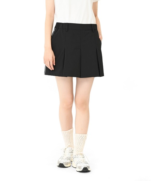 【お値下げ中】new balance 黒 ショートパンツ New Balance（ニューバランス） パンツ ボックスプリーテッドショーツ