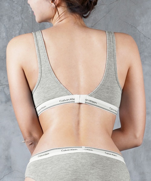 スポーツブラ Calvin Klein カルバンクライン Balance PADDED WIRE FREE レディース ブラの画像