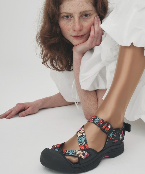 美品KEEN × leur logette コラボ ZERRAPORT 25.5