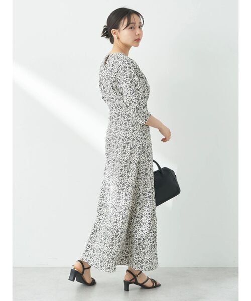⭐︎A/P⭐︎讃美歌ワンピース♬細身(日本製) natural by clip》ドット刺繍スクエアワンピース | [公式