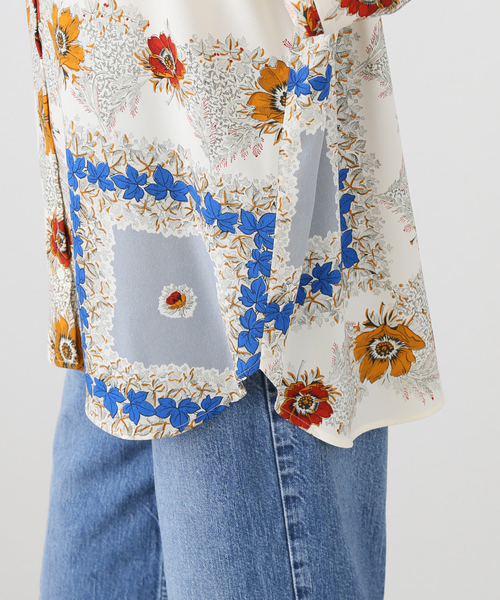 極美品✨ 現行品 IENA LA BOUCLE ヒストリカルボタニーシャツ　総柄 IENA LA BOUCLE ヒストリカルボタニーシャツ（シャツ／ブラウス