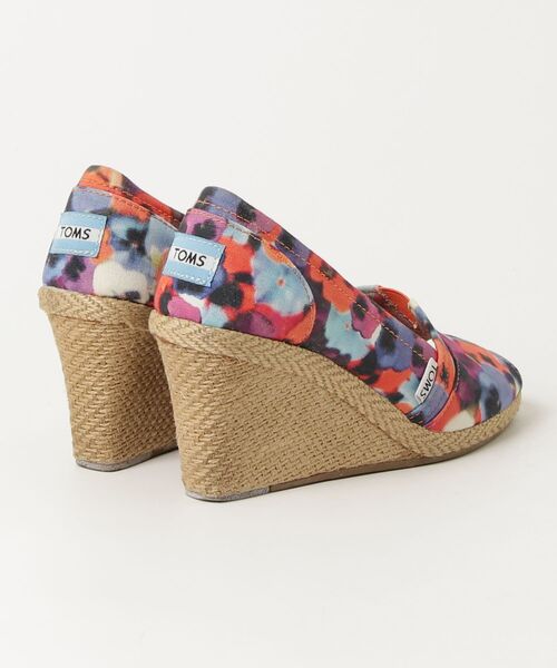 「TOMS」 フラットサンダル US6.5 オレンジ レディース_画像2